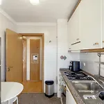 Apartamento Olaias Modern With Garage By Homing