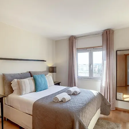 Apartamento Olaias Modern With Garage By Homing Lisboa